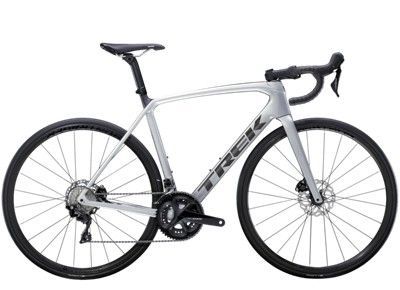 Trek Emonda SL 5 disc 56, Quicksilver/Brushed Chrome, merk Trek met EAN 0601842333174